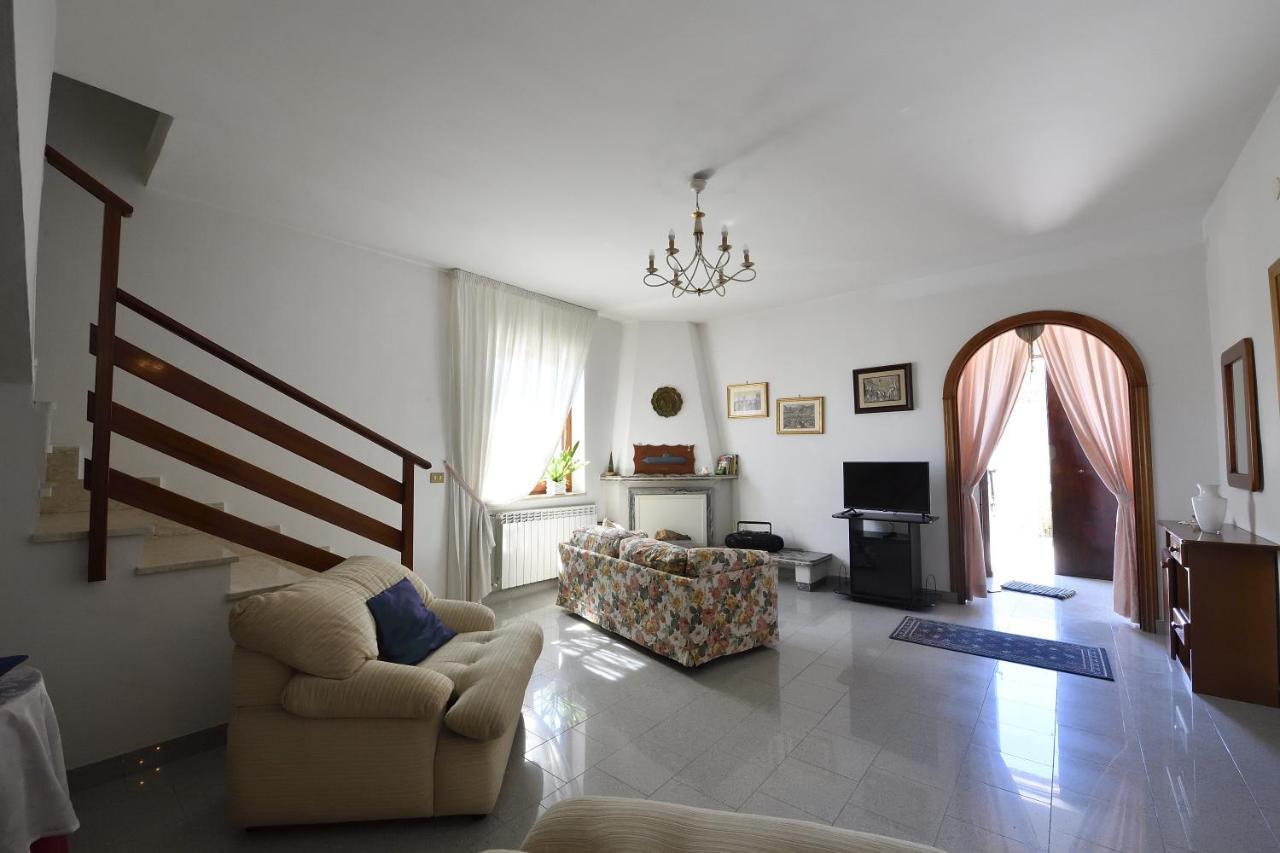 Villa Dafne Mare Fondi Sperlonga Экстерьер фото